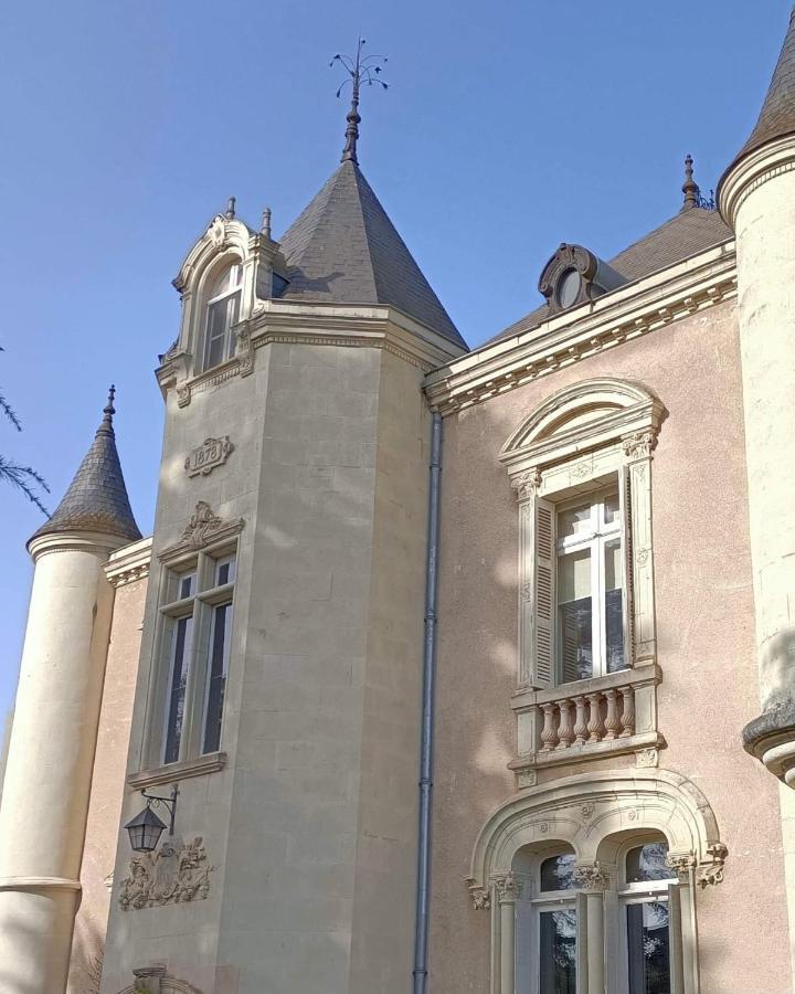 Le Chateau De Leugny Oiron ภายนอก รูปภาพ