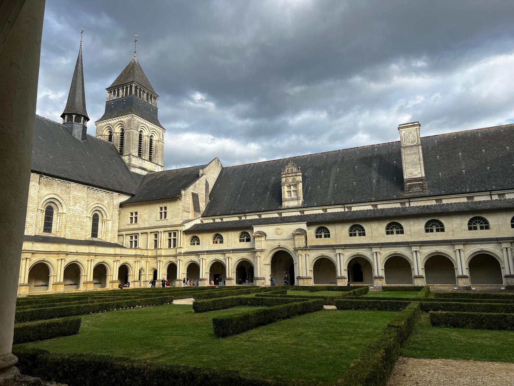 Le Chateau De Leugny Oiron ภายนอก รูปภาพ